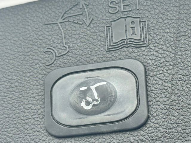 Used 2019 Ford Escape SEL FWD image 7