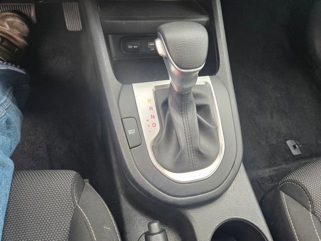 Used 2024 Kia Forte LXS image 11