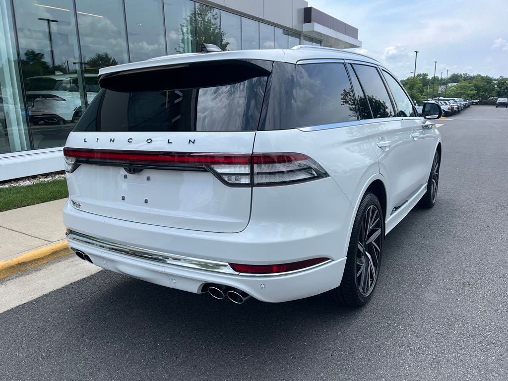 Certified 2026 Lincoln Aviator Black Label AWD/4WD image 9