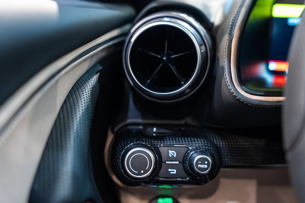 Certified 2023 Ferrari 812 GTS RWD image 36