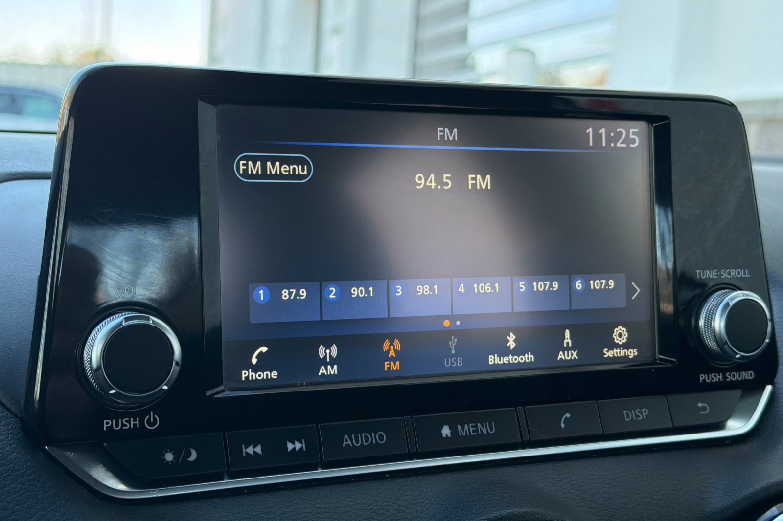 Used 2024 Nissan Sentra S image 17