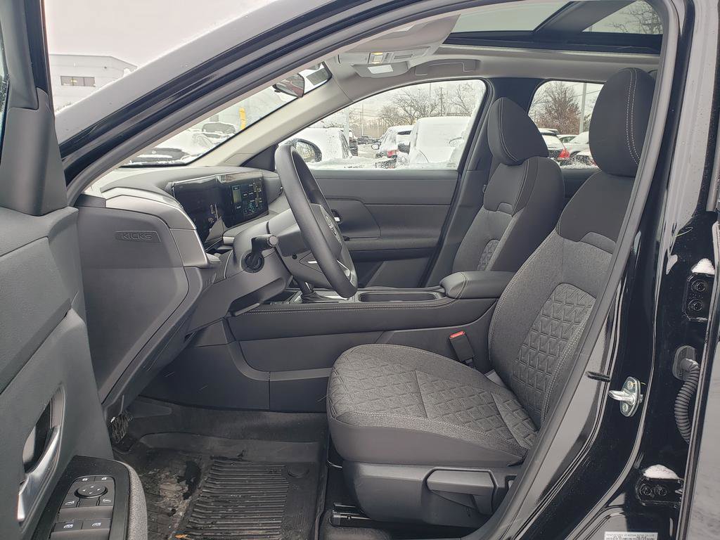 Certified 2025 Nissan Kicks SV w/ SV Premium Package image 28