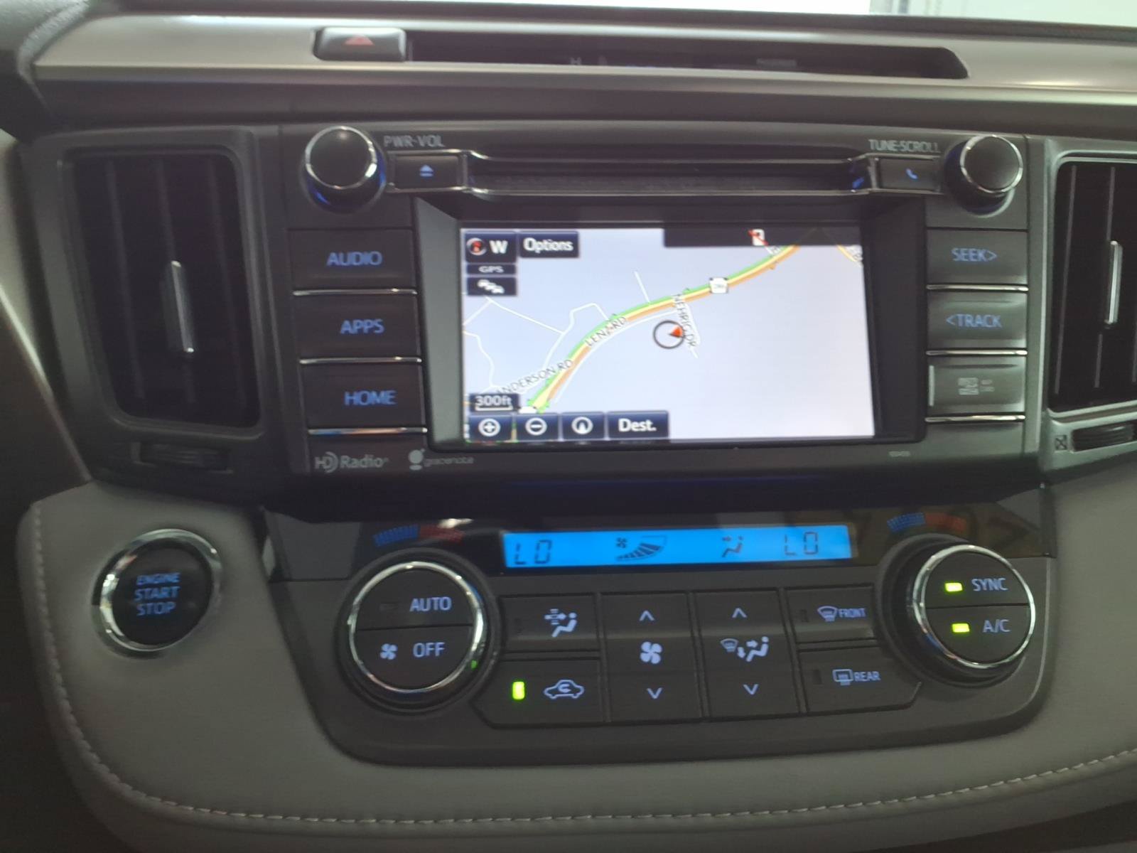 Used 2015 Toyota RAV4 Limited AWD/4WD image 31