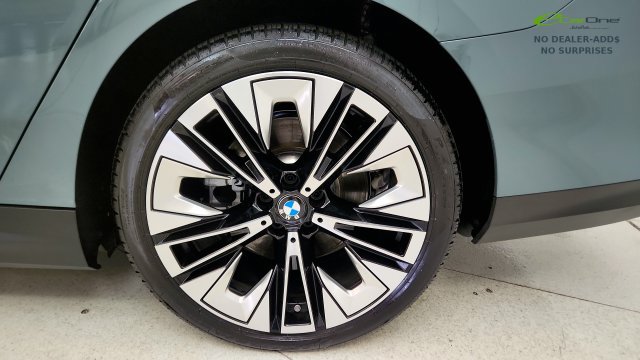 Used 2026 BMW i5 eDrive40 AWD/4WD image 79