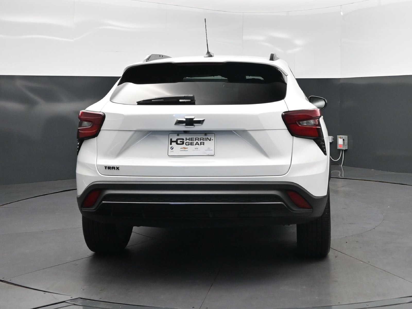 Certified 2024 Chevrolet Trax RS FWD image 6