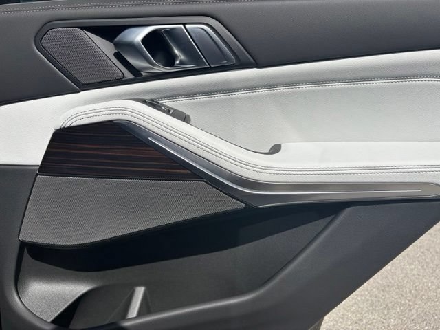 New 2026 BMW X5 xDrive50e AWD/4WD image 29