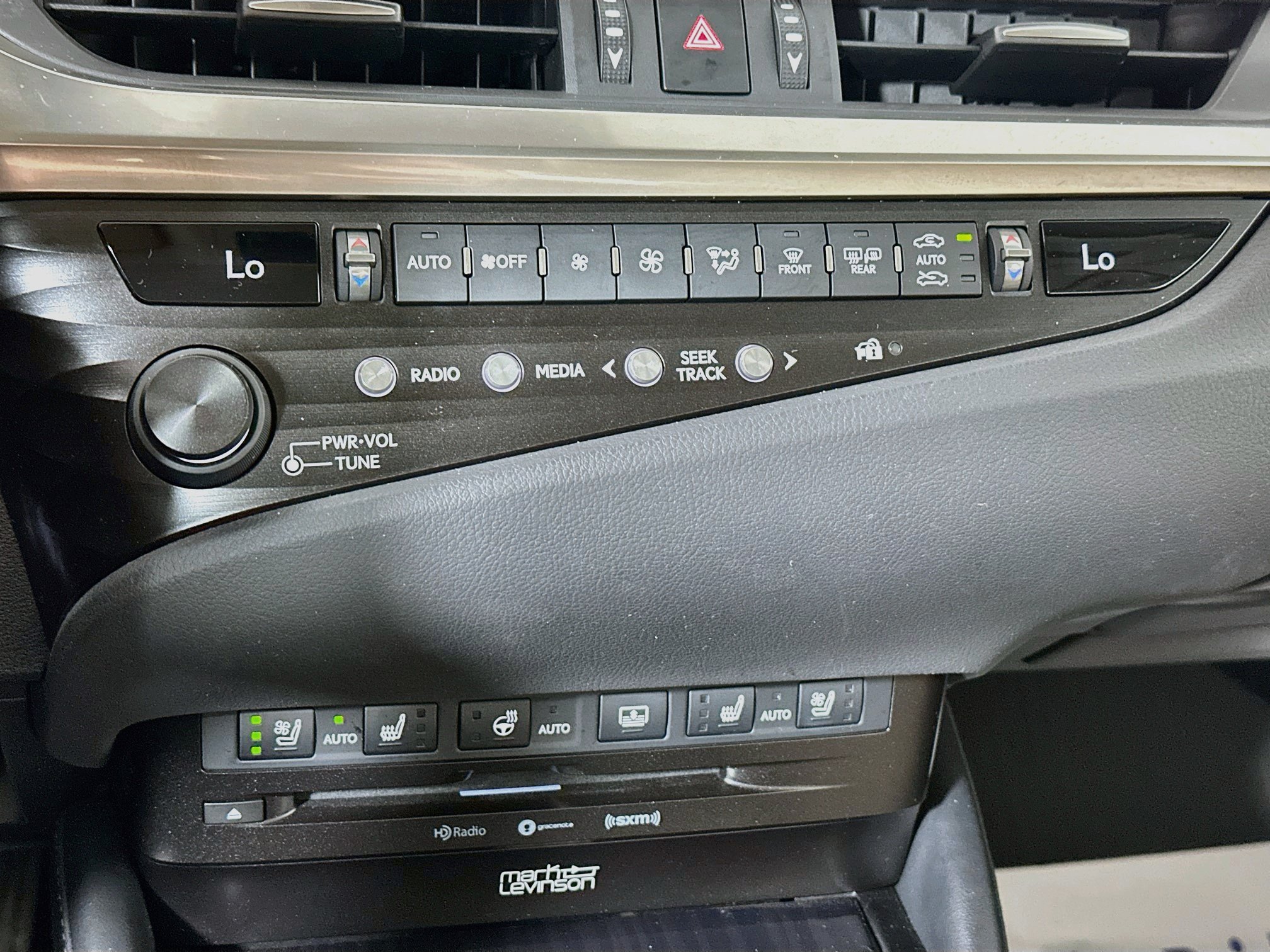 Used 2020 Lexus ES 350 w/ Accessory Package 2 FWD image 16