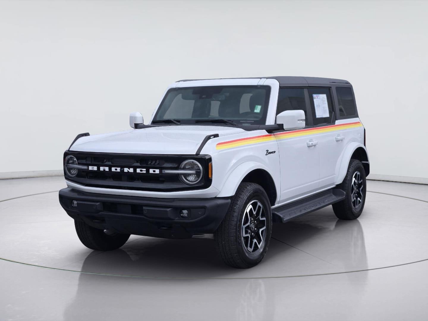 Certified 2025 Ford Bronco Outer Banks