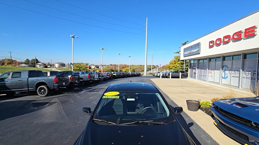 Used 2023 Chevrolet Malibu LT image 4