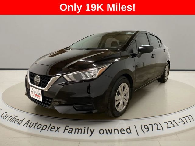 Used 2021 Nissan Versa S image 1