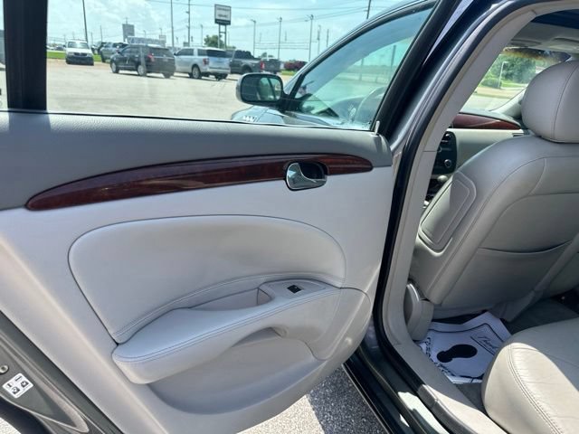 Used 2006 Buick Lucerne CXL w/ Luxury Package FWD image 22