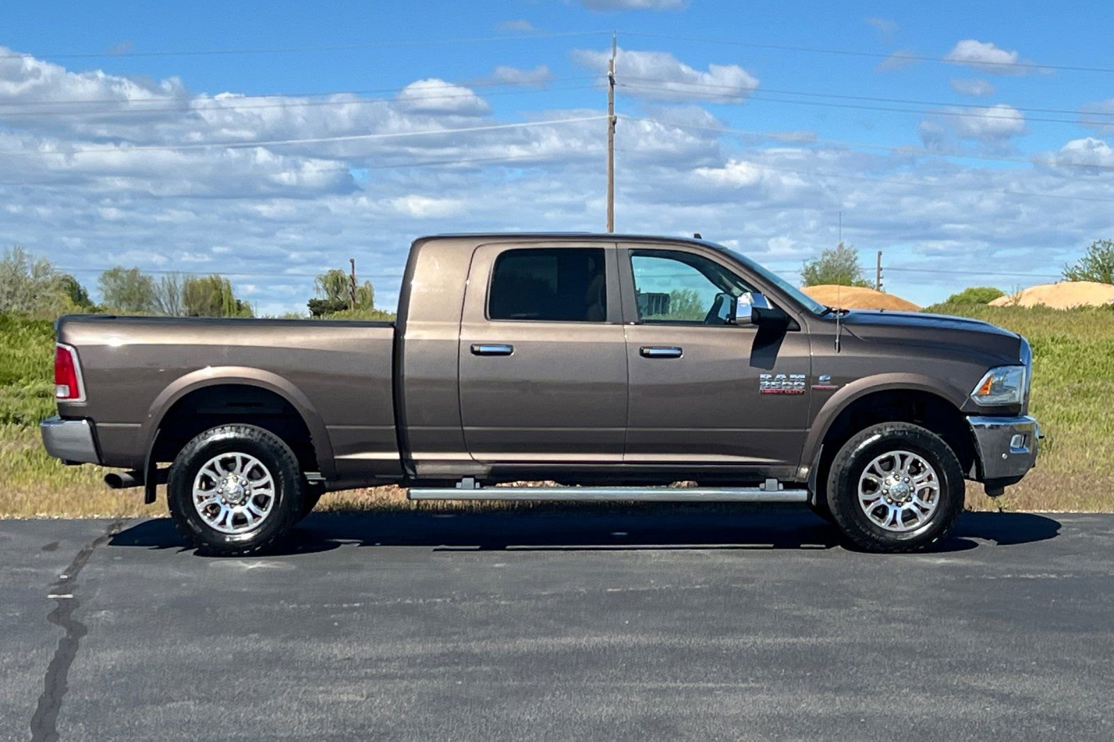 Used 2018 RAM 3500 Laramie AWD/4WD image 3