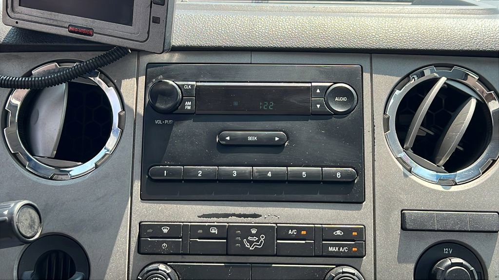 Used 2017 Ford F650 2WD Regular Cab Super Duty image 22