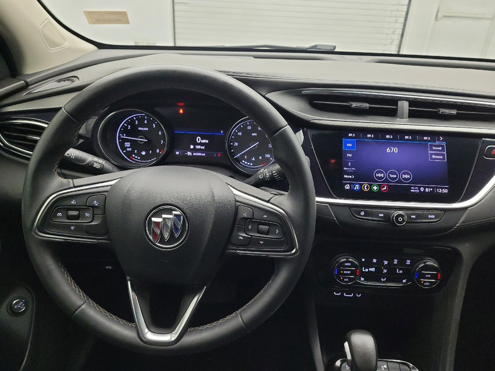 Used 2022 Buick Encore GX Select w/ Sport Touring Package FWD image 22
