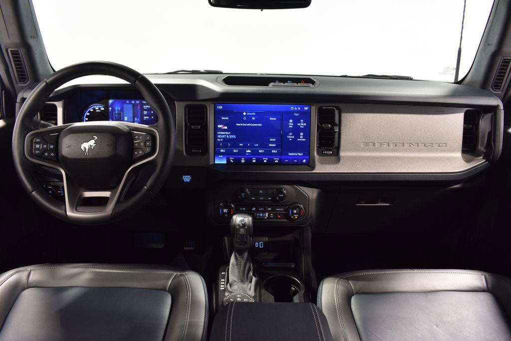 Used 2024 Ford Bronco Outer Banks image 13