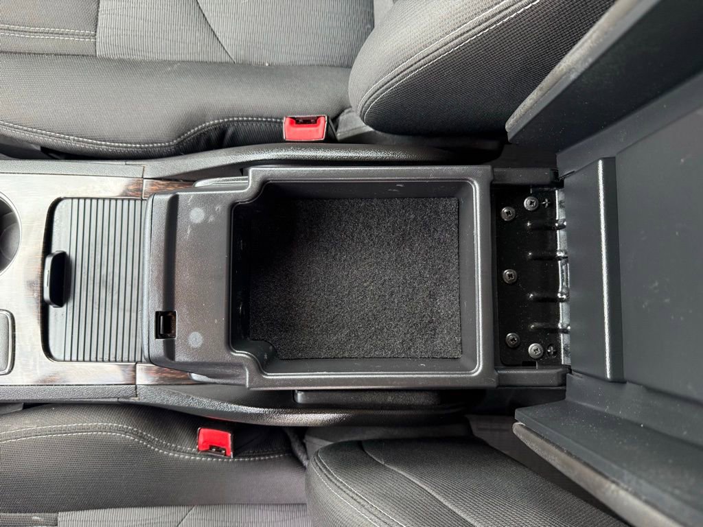 Used 2017 Chevrolet Traverse LT w/ Style and Technology Package image 39