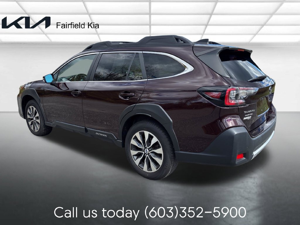 Used 2024 Subaru Outback Limited AWD/4WD image 3