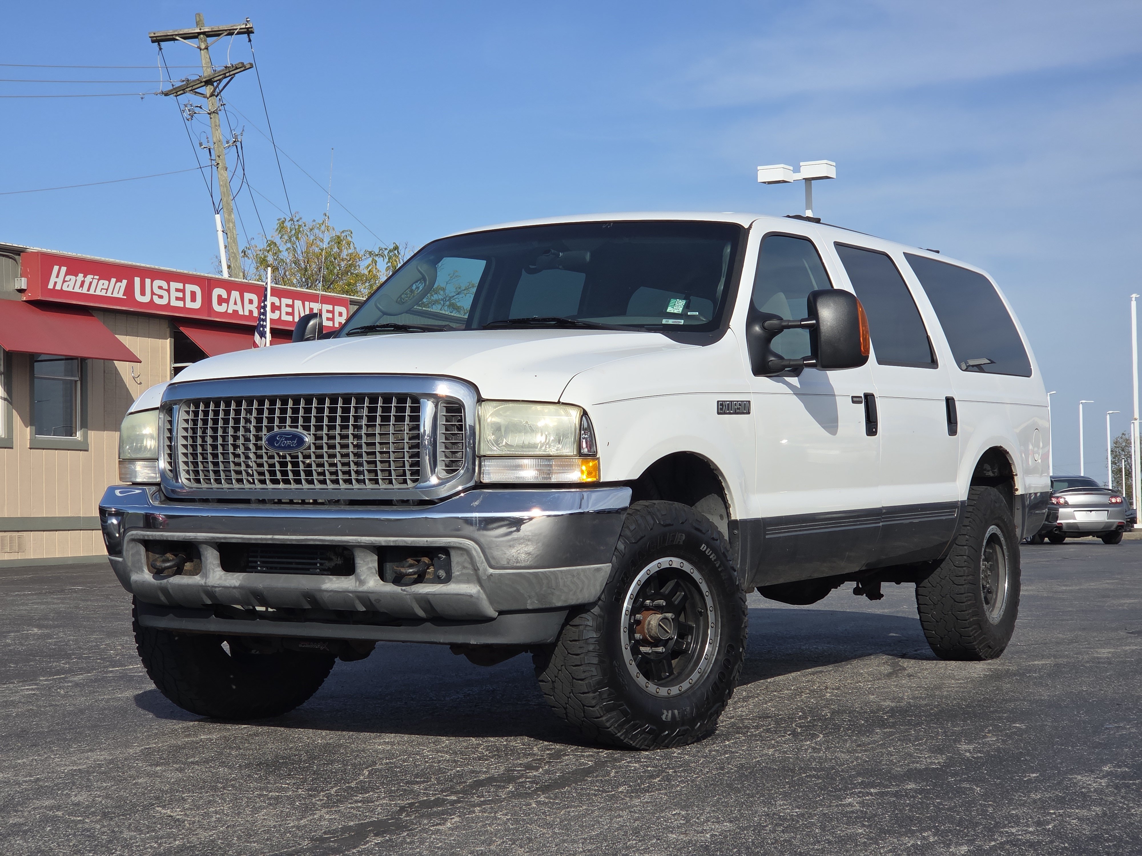 Used 2004 Ford Excursion XLT AWD/4WD image 1