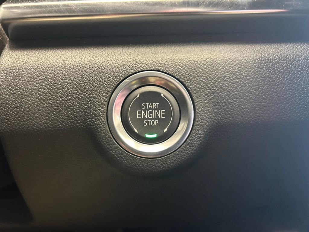 Used 2025 GMC Terrain Elevation image 16