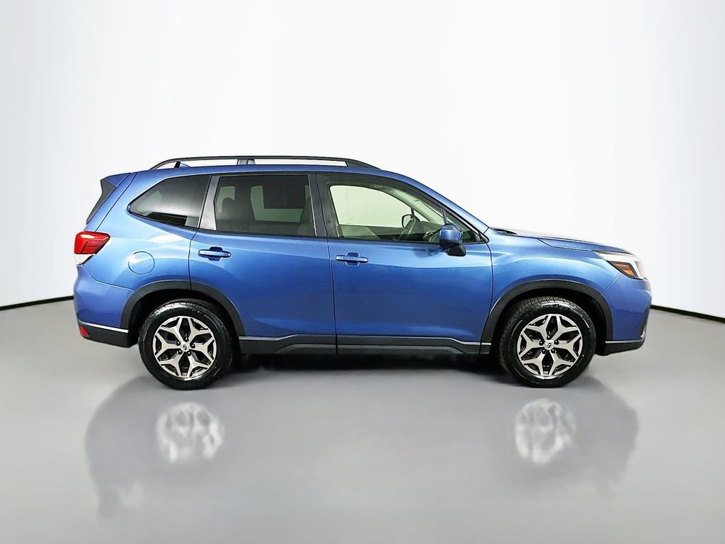 Used 2019 Subaru Forester Premium image 7