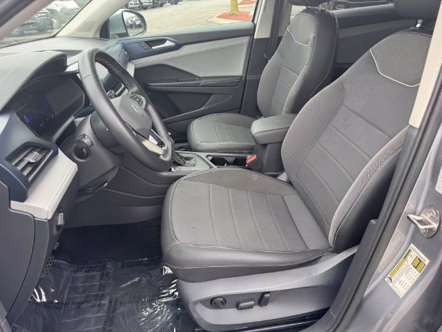 Used 2024 Volkswagen Taos SE FWD image 21