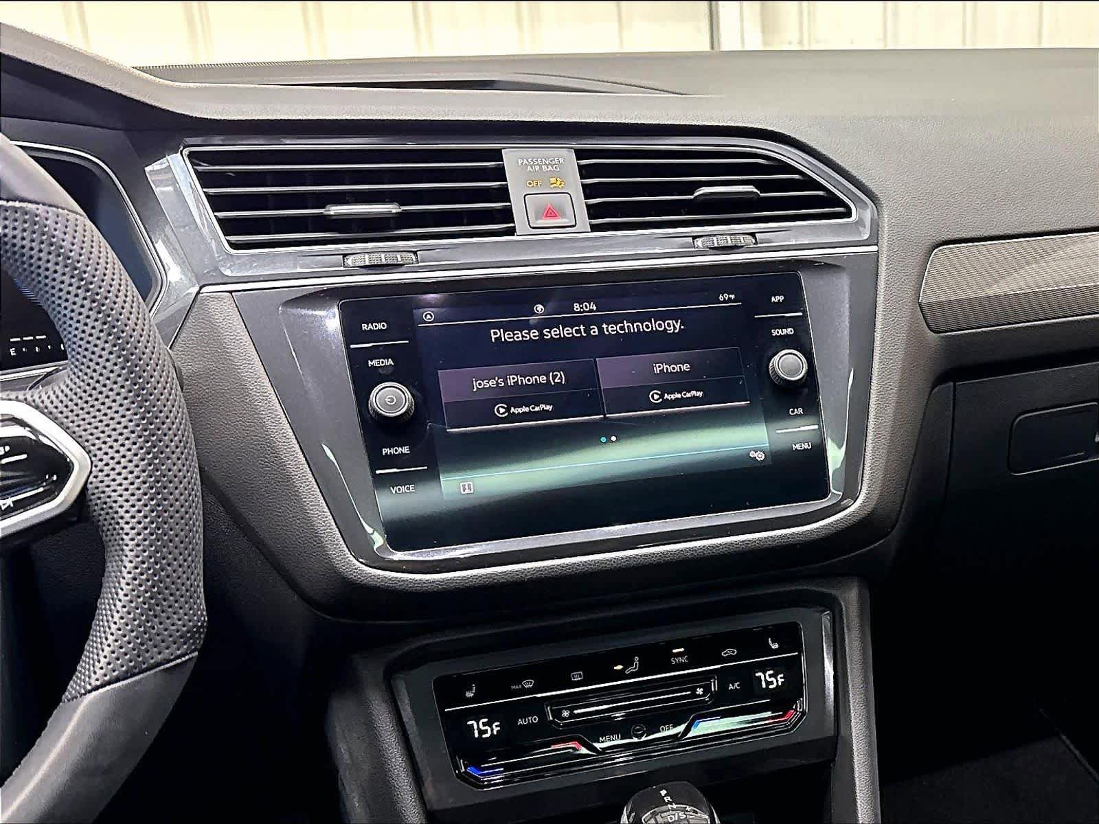 Used 2024 Volkswagen Tiguan SE R-Line FWD image 12