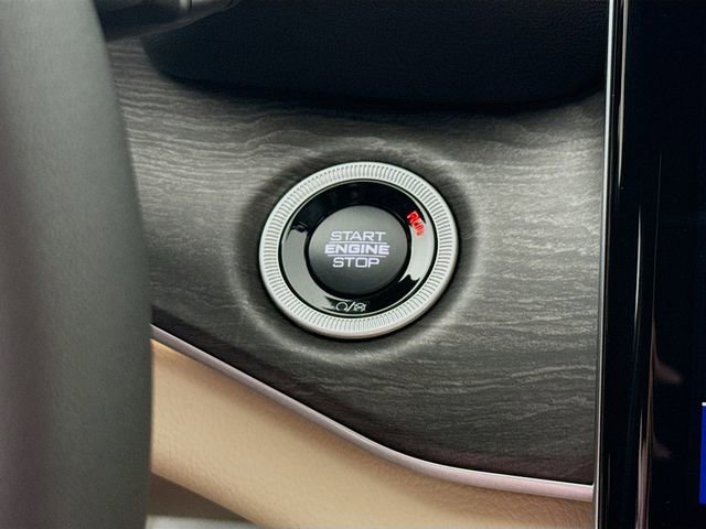 New 2025 Jeep Grand Cherokee Limited image 13
