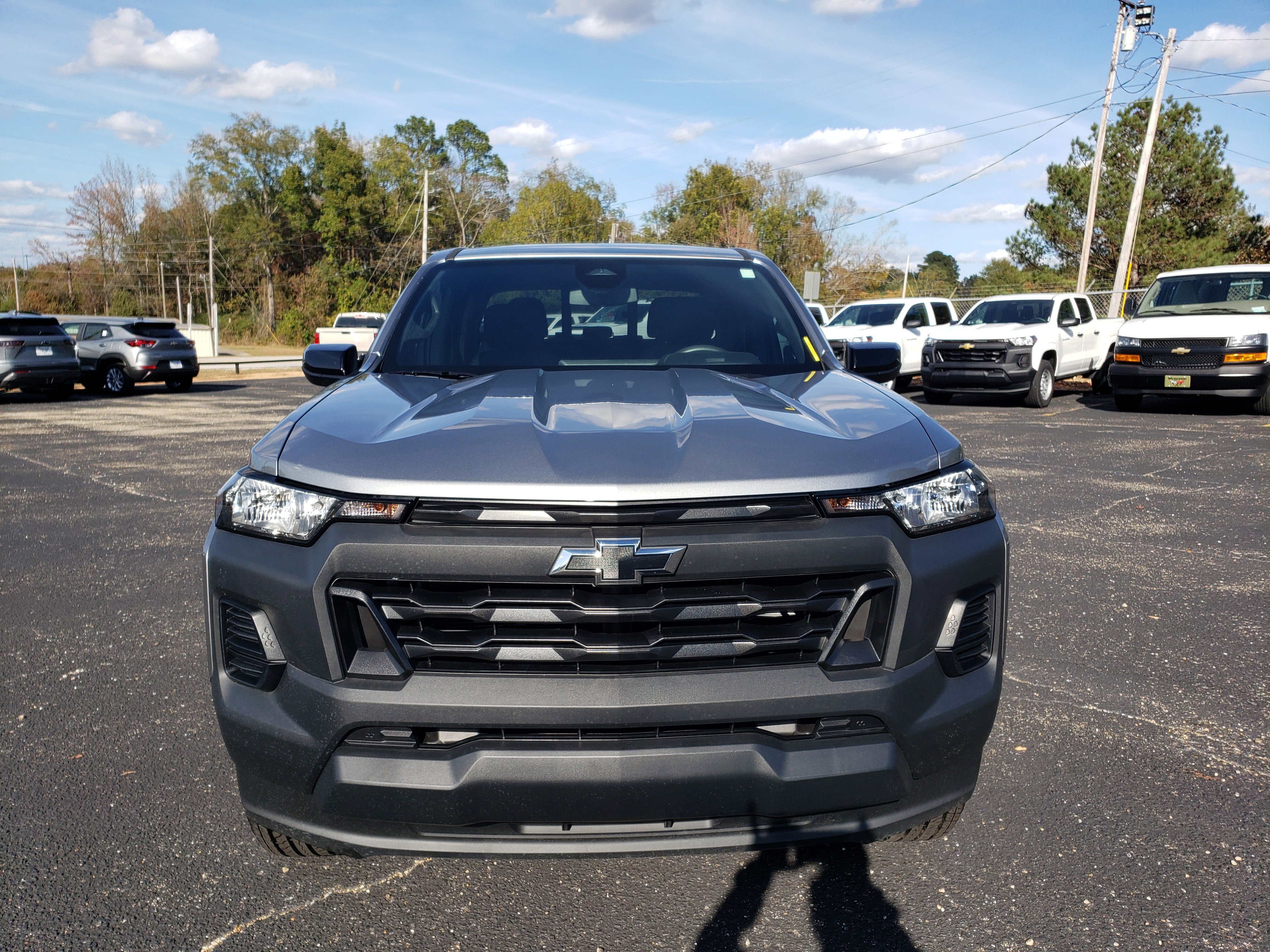 Used 2023 Chevrolet Colorado W/T w/ Advanced Trailering Package image 7