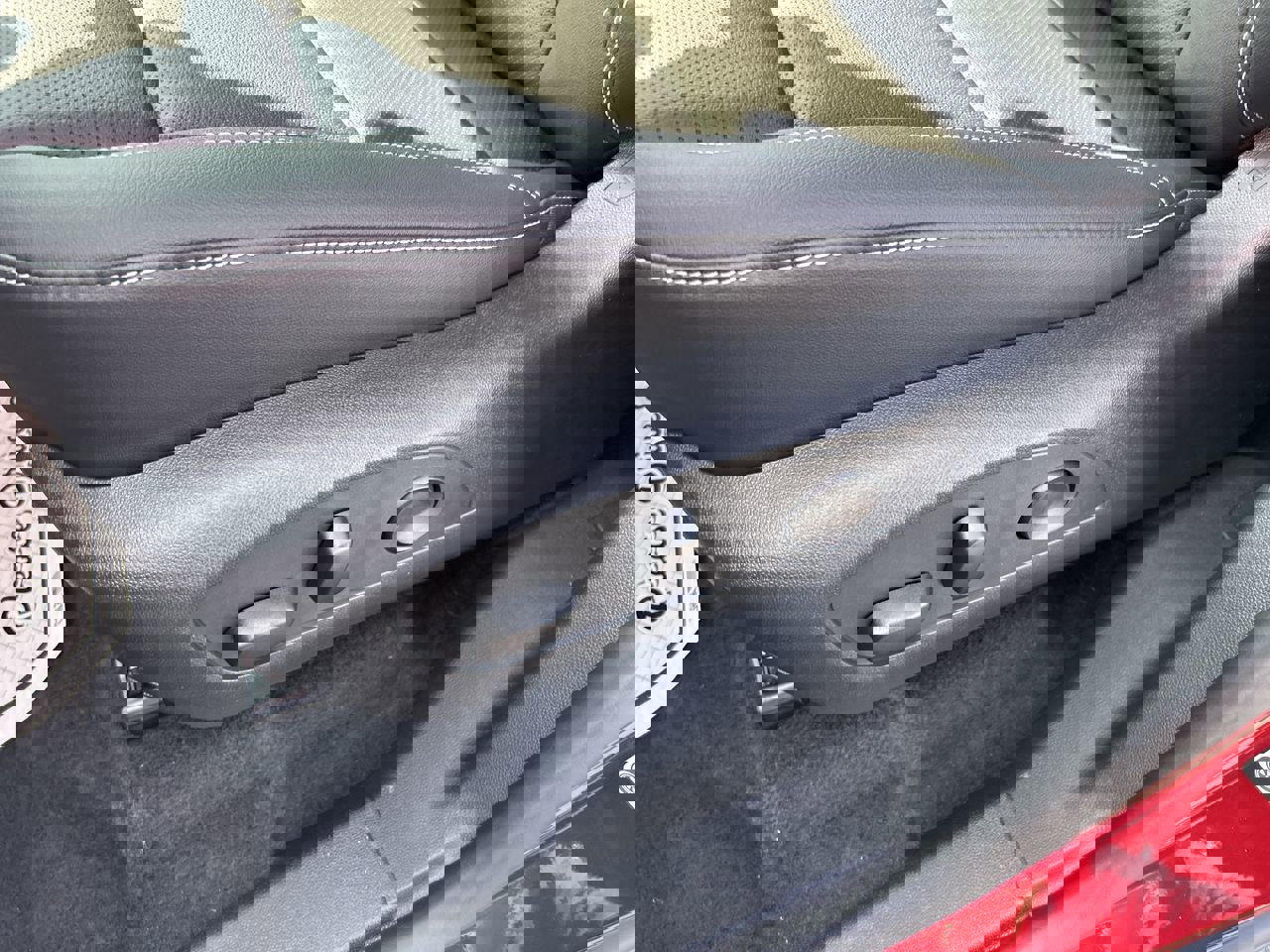 New 2026 Chevrolet Traverse LT w/ Driver Confidence Package image 23