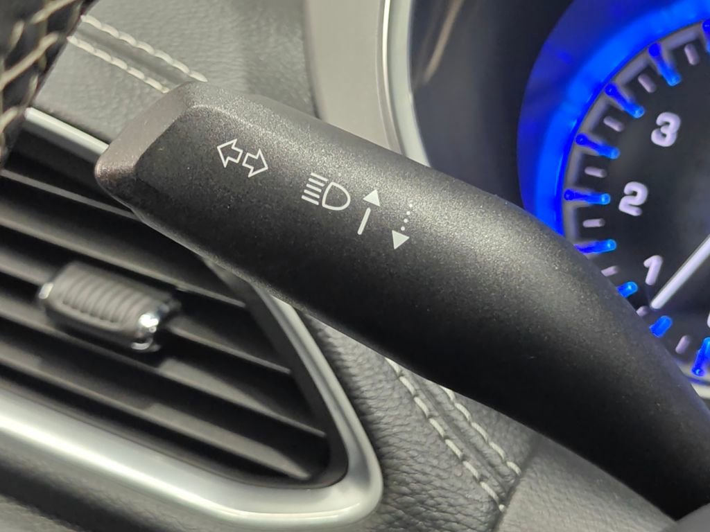 Used 2025 Chrysler Pacifica Limited image 60