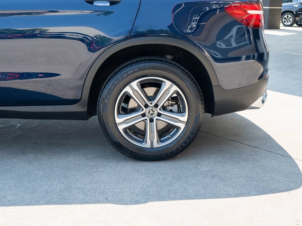 Used 2019 Mercedes-Benz GLC 300 4MATIC image 30