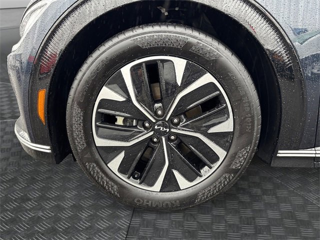 Used 2023 Kia EV6 Wind image 14