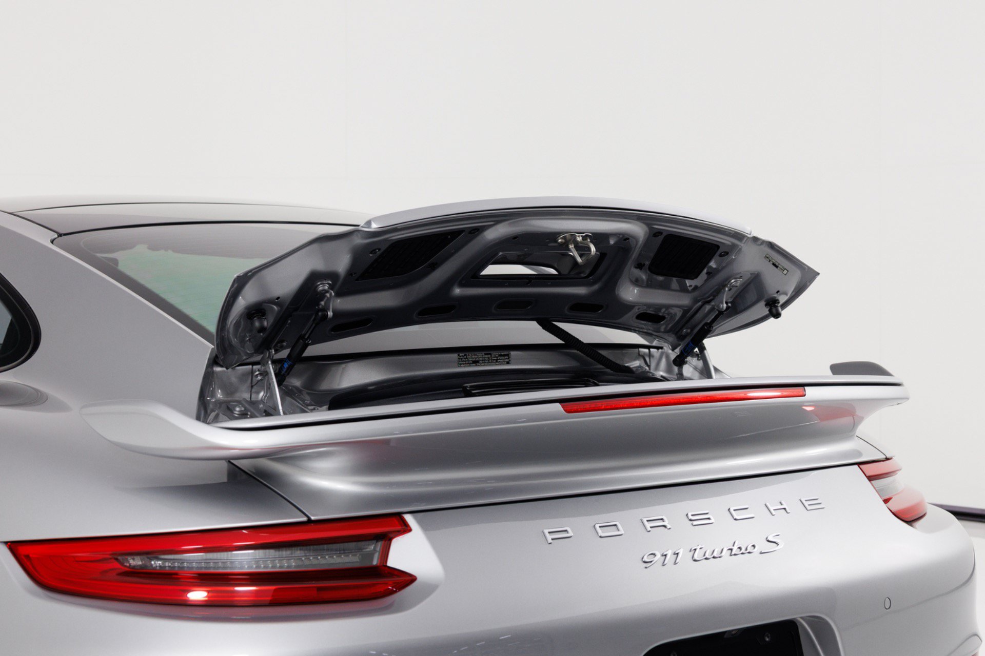 Used 2017 Porsche 911 Turbo S AWD/4WD image 53