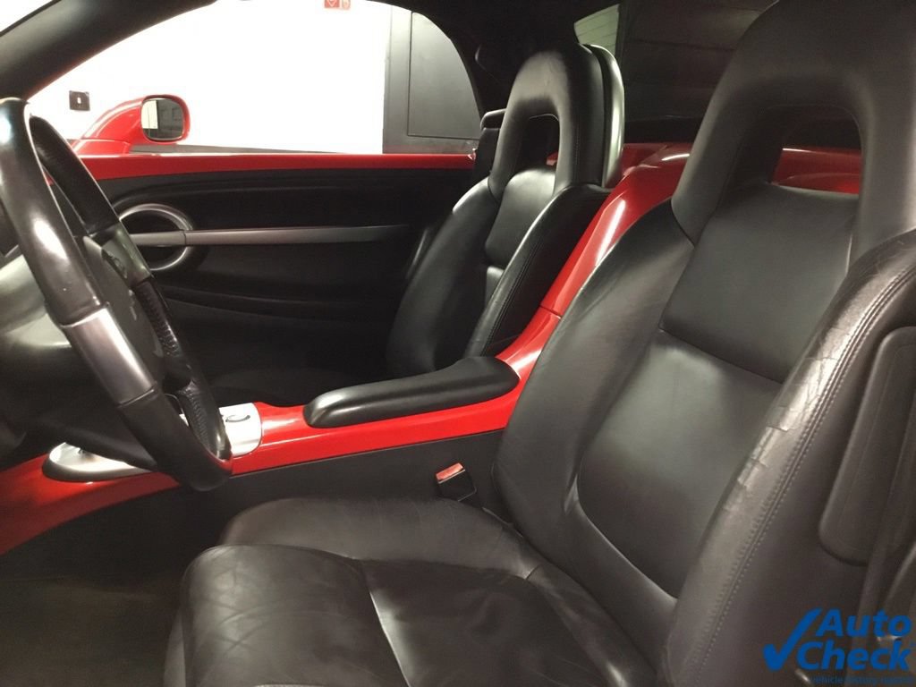 Used 2005 Chevrolet SSR w/ Preferred Equipment Group RWD image 32