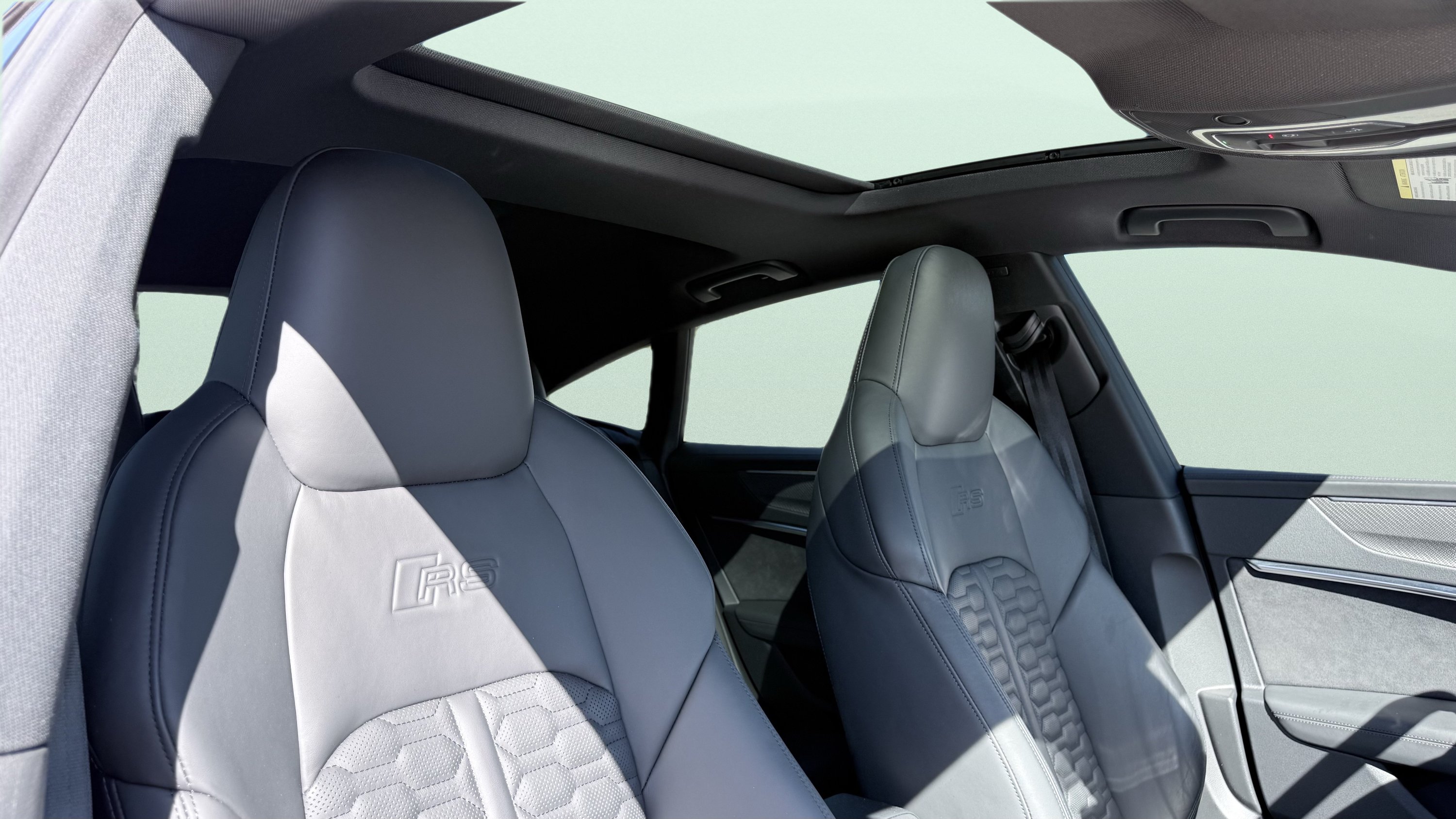Used 2023 Audi RS 7 Sportback AWD/4WD image 43
