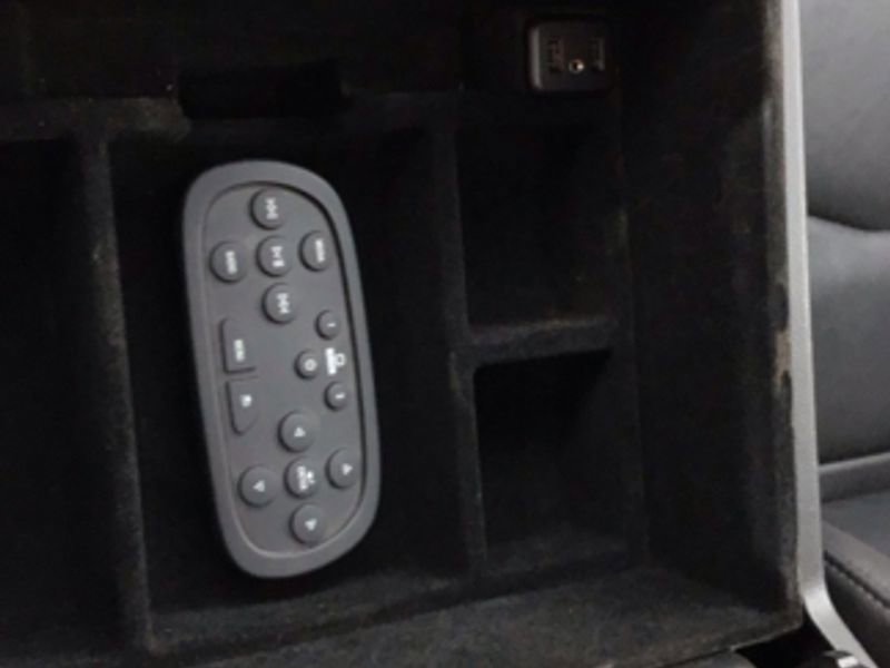 Used 2020 Cadillac Escalade Premium Luxury image 20