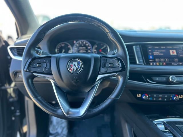 Used 2023 Buick Enclave Avenir w/ Avenir Technology Package image 13