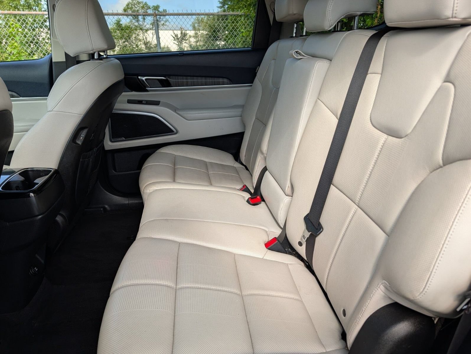 Used 2023 Kia Telluride EX AWD/4WD image 23