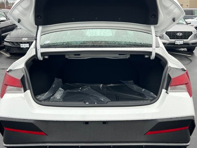 New 2026 Hyundai Elantra Sport FWD image 10