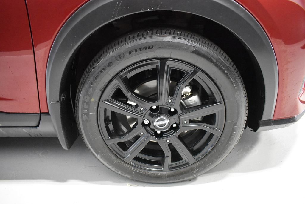 Certified 2023 Nissan Kicks SR FWD image 10