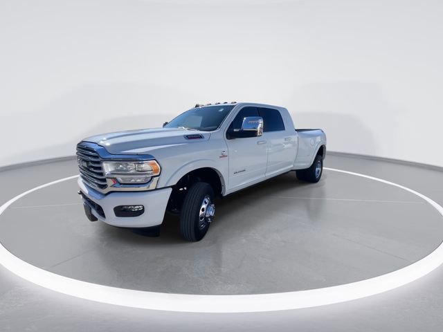 Used 2024 RAM 3500 Limited image 4