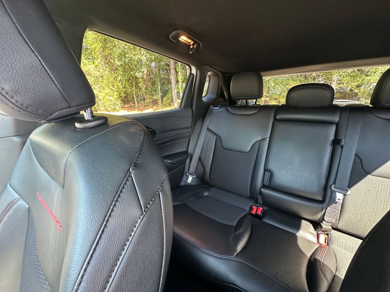 Used 2025 Jeep Compass Trailhawk w/ Trailer Tow Group image 39