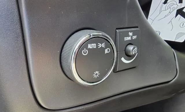 New 2025 GMC Savana 3500 w/ Power Convenience Package RWD image 17