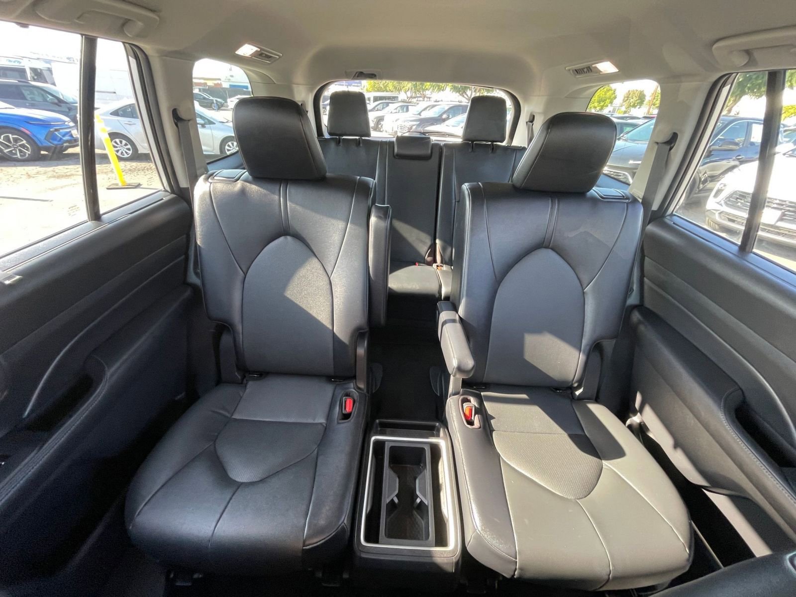 Used 2025 Toyota Grand Highlander FWD image 38