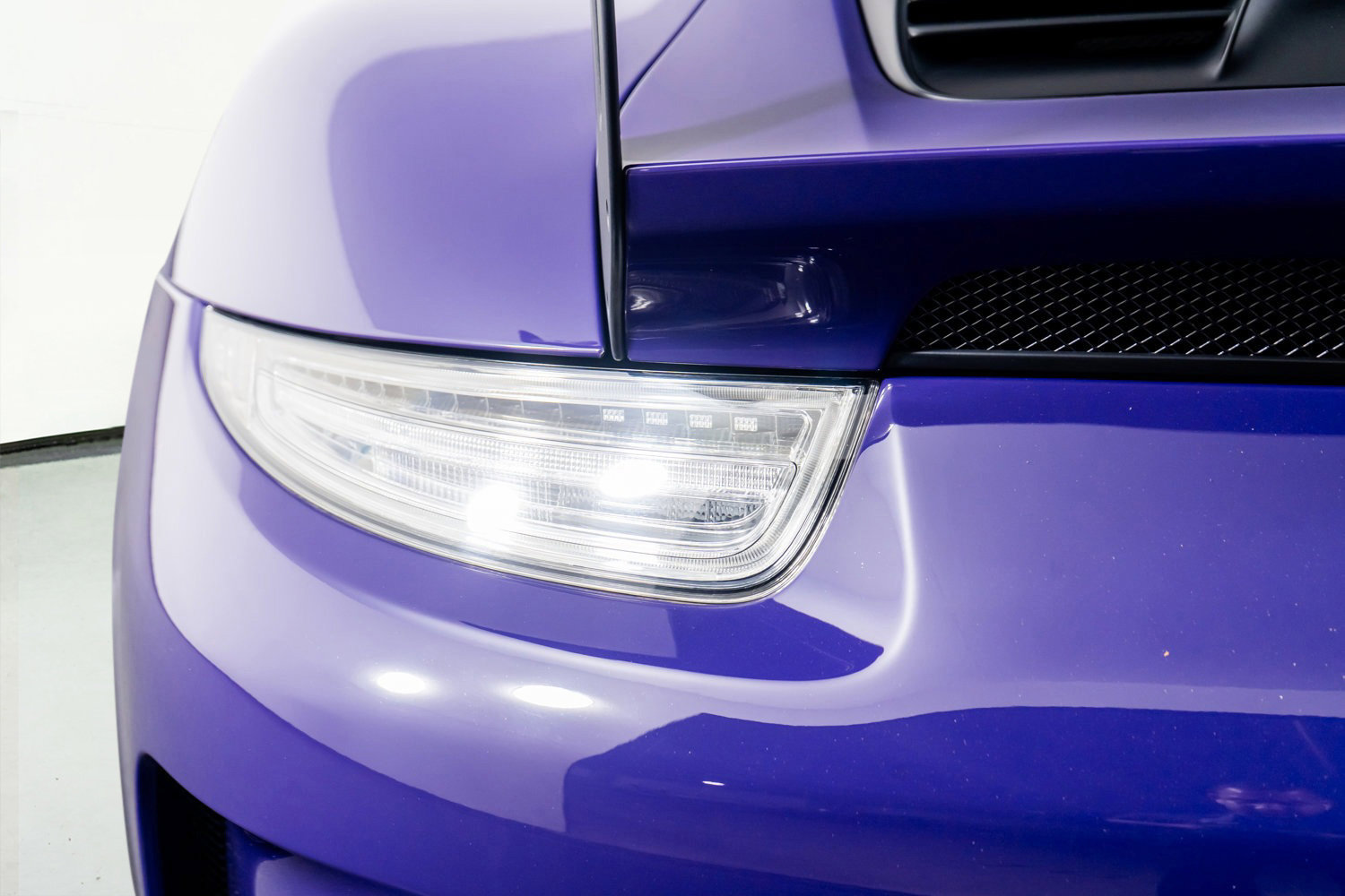 Used 2016 Porsche 911 GT3 RS image 12