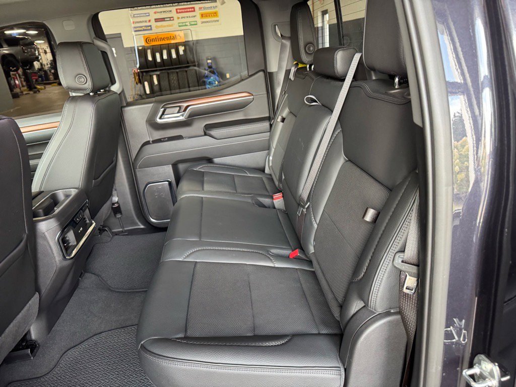 Used 2024 GMC Sierra 1500 Denali w/ Technology Package image 11