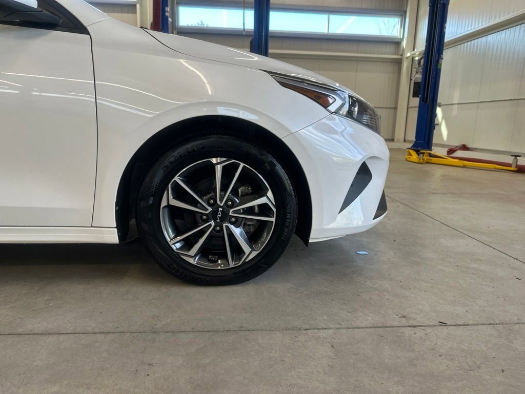 Certified 2023 Kia Forte LXS FWD image 27