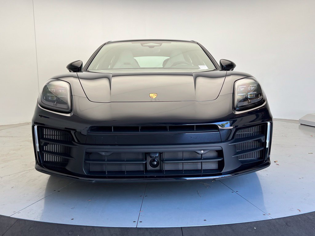 Used 2026 Porsche Panamera RWD image 25