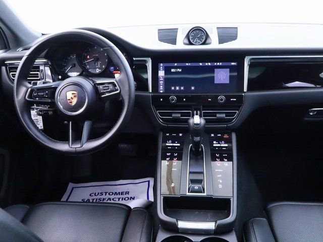 New 2024 Porsche Macan image 4