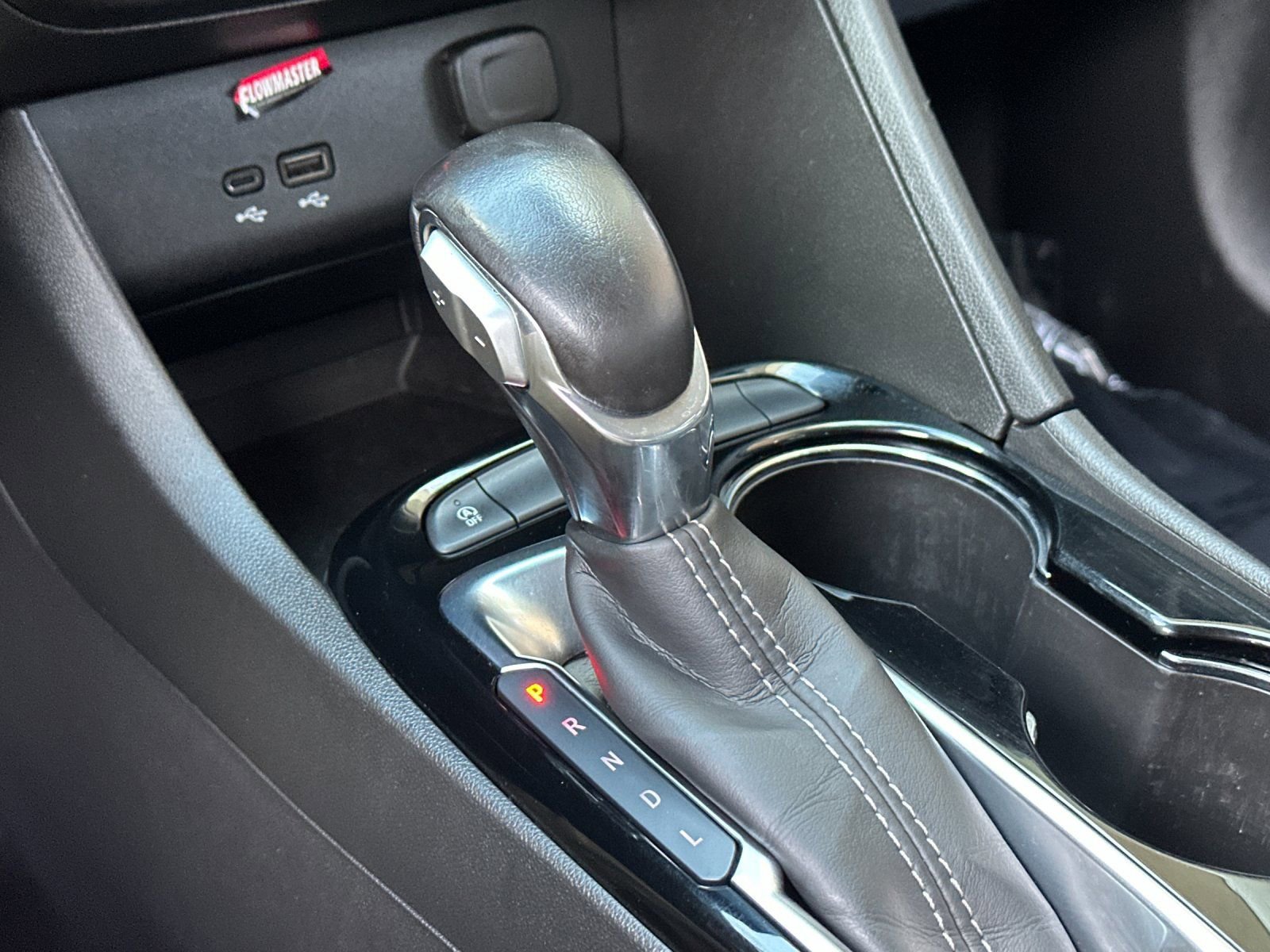 Used 2024 Buick Encore GX Preferred FWD image 20